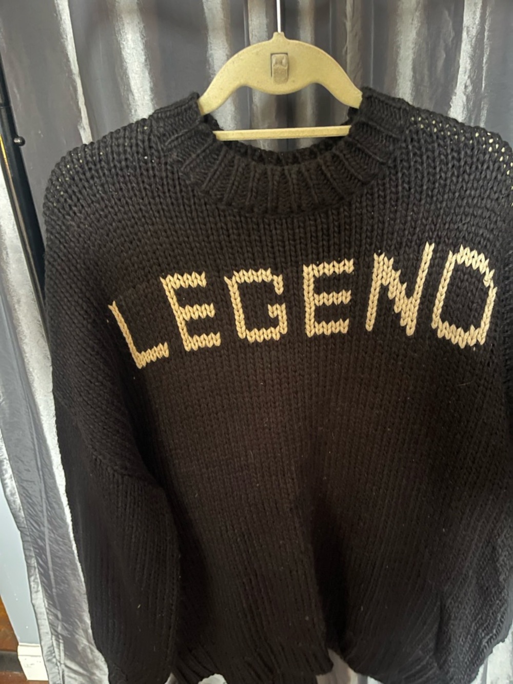 Black Discovered in LaLa 'LEGEND' Knit Sweater - Picture 2 of 4